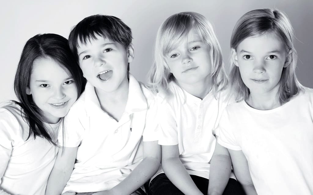 Kinder-Aufnahme 2 von 22, Schwarzweiß